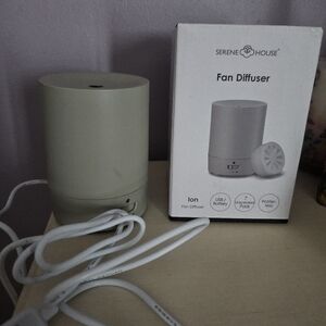 Serene House Fan Diffuser in Gray